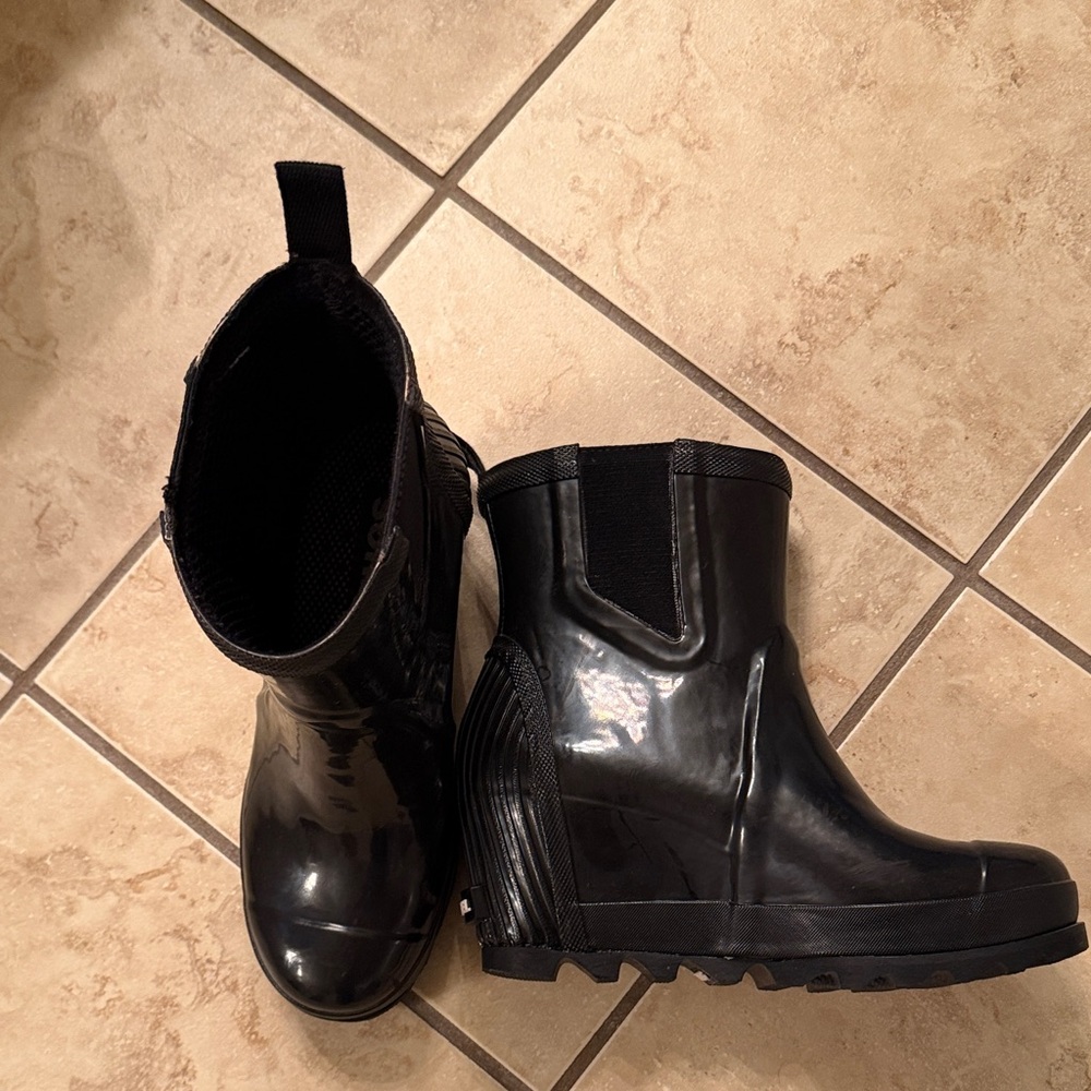 Sorel Black Women's Winter Rain Boots